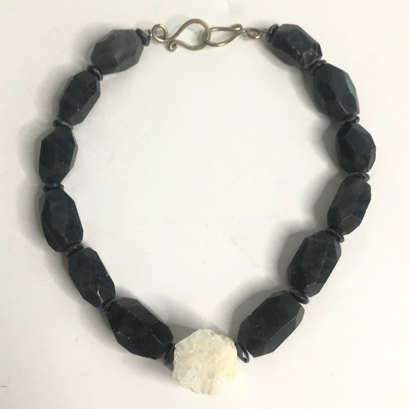 Bobbi Kahn Designs Jewelry - Bobbi Kahn Designs Dark Gray Stone w/ White Quartz Crystal Center Necklace
